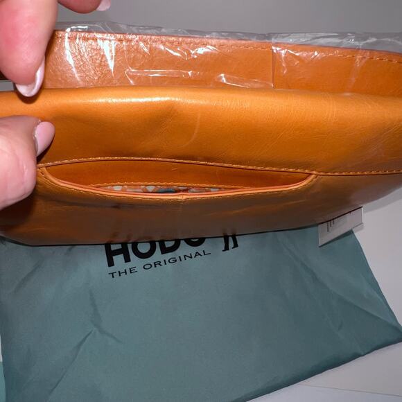 HOBO The Original Zander Tangerine, Leather Shoulder Bag NWT - Picture 10 of 12
